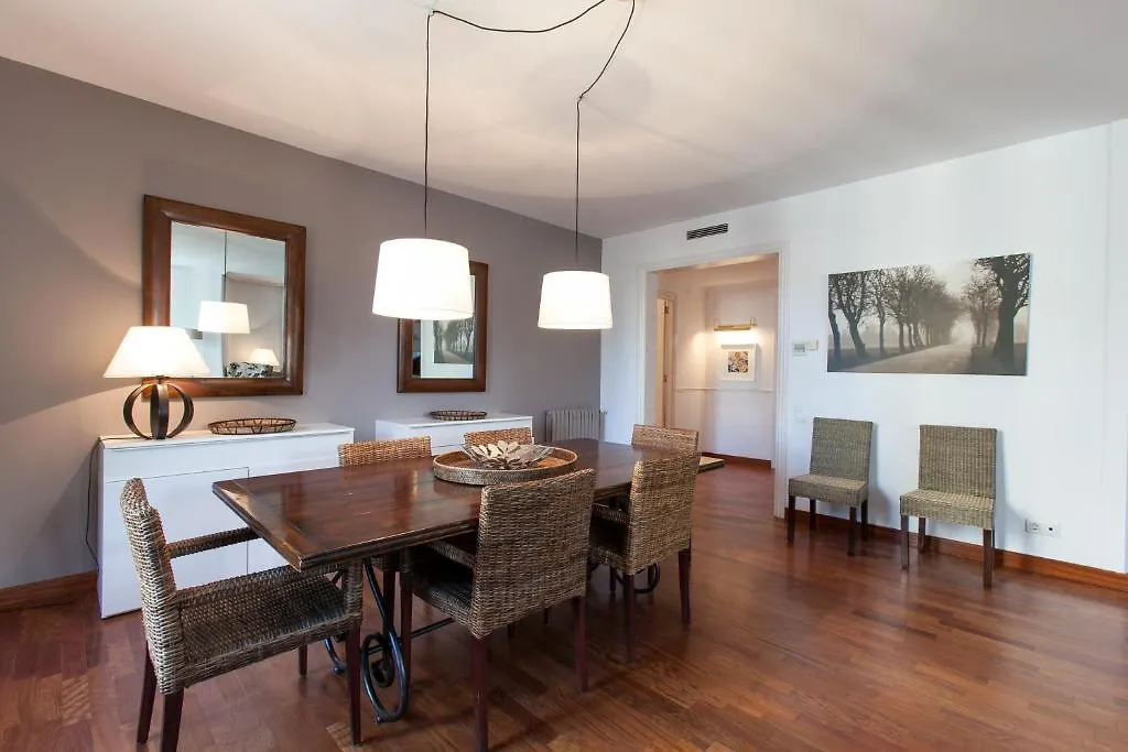 Apartment Serennia Apartamentos Ramblas - Placa Catalunya Barcelona Spain