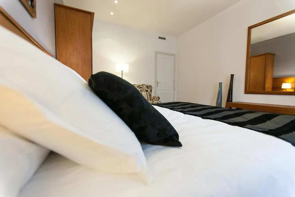 Serennia Apartamentos Ramblas - Placa Catalunya Barcelona 0*,  Spain