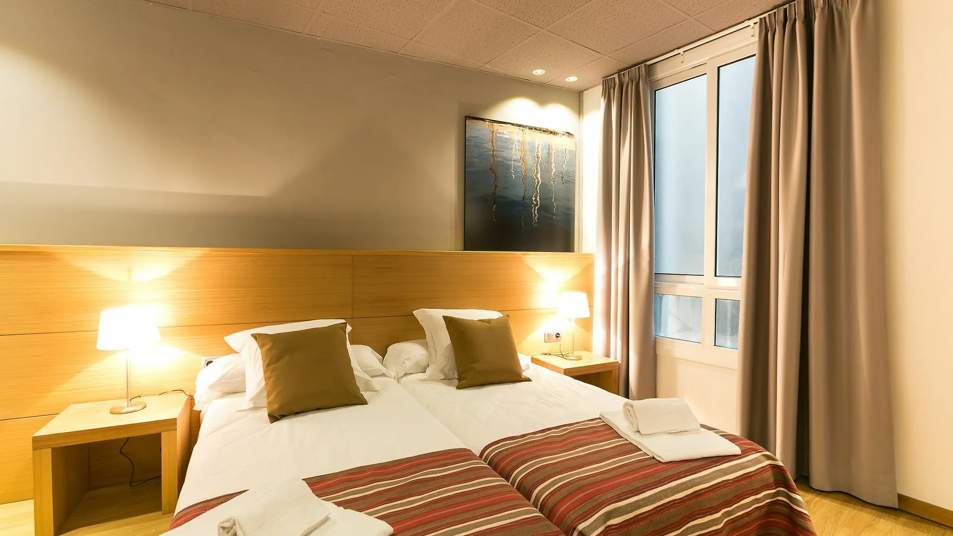 Lejlighed Serennia Apartamentos Ramblas - Placa Catalunya Barcelona