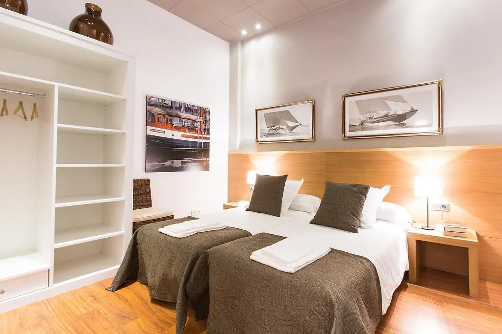 Serennia Apartamentos Ramblas - Placa Catalunya Barcelona Apartment