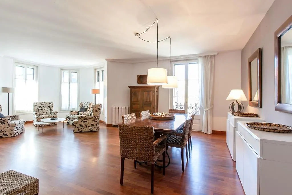 Apartment Serennia Apartamentos Ramblas - Placa Catalunya Barcelona