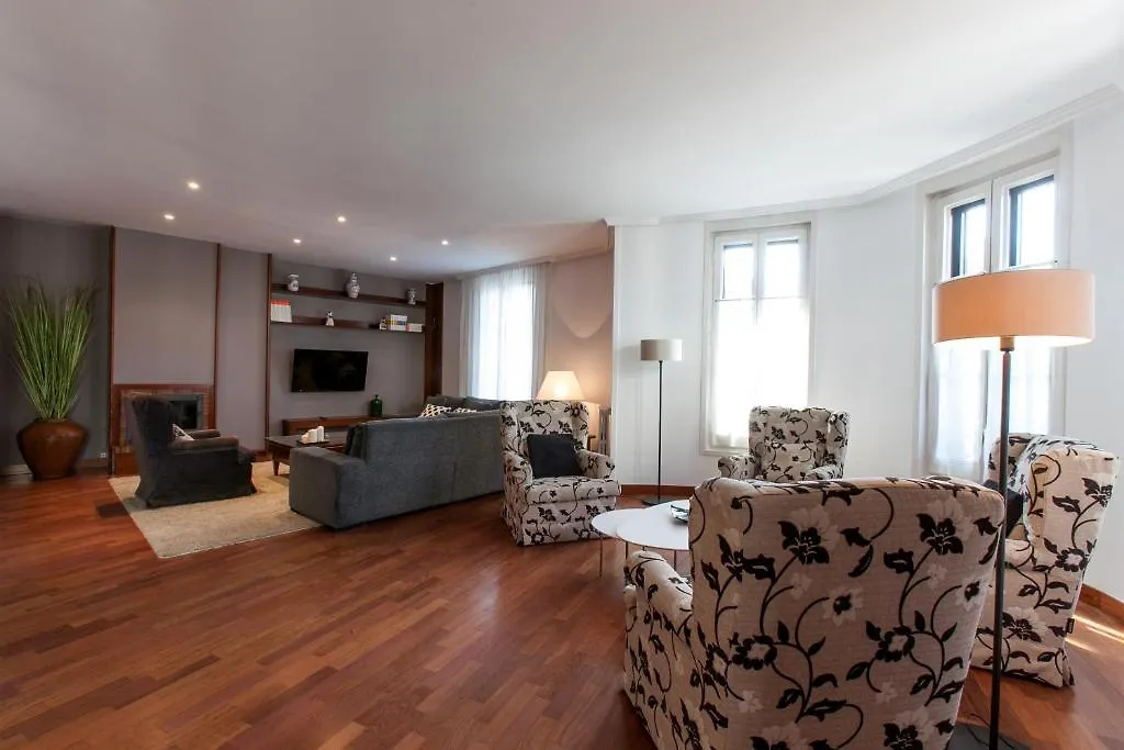 Serennia Apartamentos Ramblas - Placa Catalunya Barcelona 0*,