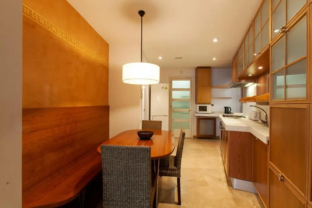Apartment Serennia Apartamentos Ramblas - Placa Catalunya Barcelona Spain