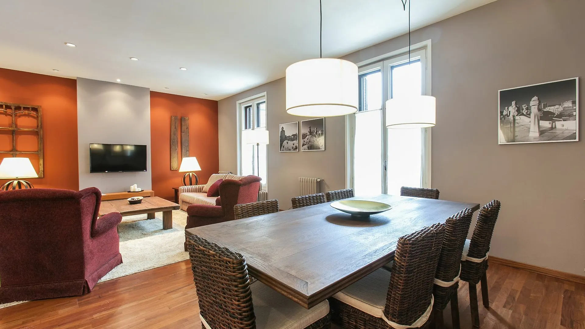 Serennia Apartamentos Ramblas - Placa Catalunya Barcelona